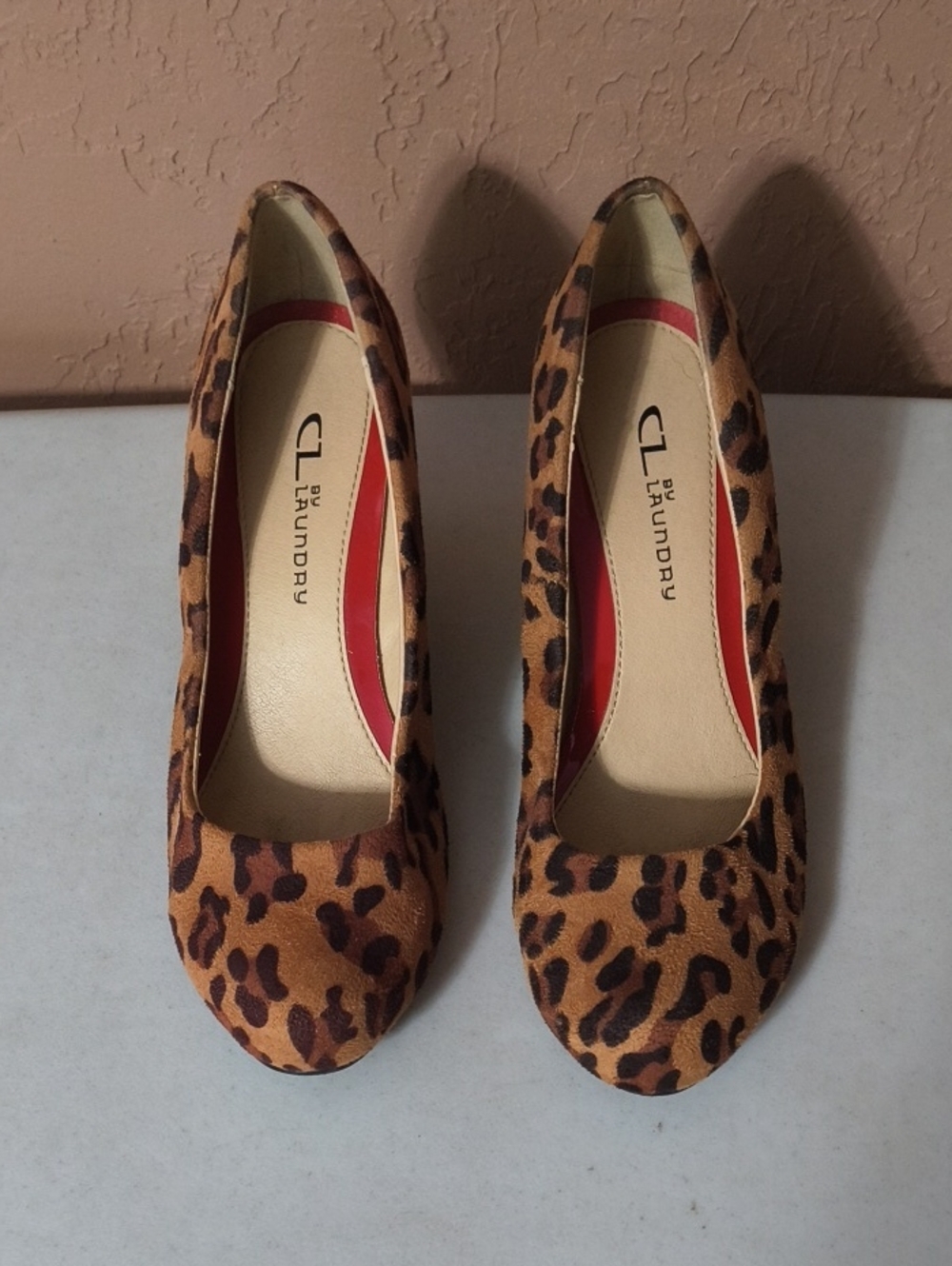 CL by Laundry Leopard Print Round-Toe Wedges Size 7.5